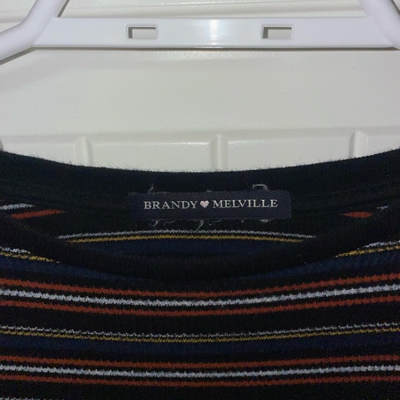 Brandy Melville long sleeve - Picture 2 of 2